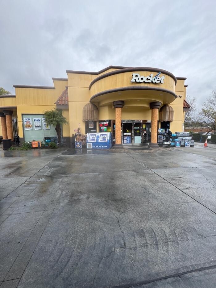 Images CoinFlip Bitcoin ATM - Rocket #676 (Laguna Hills)