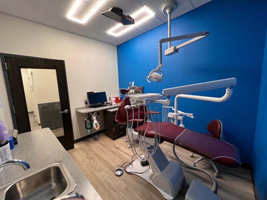 Images Abra Dental - Bloomfield Ave
