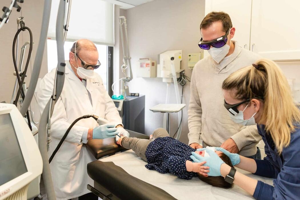 Images Roy Geronemus, MD