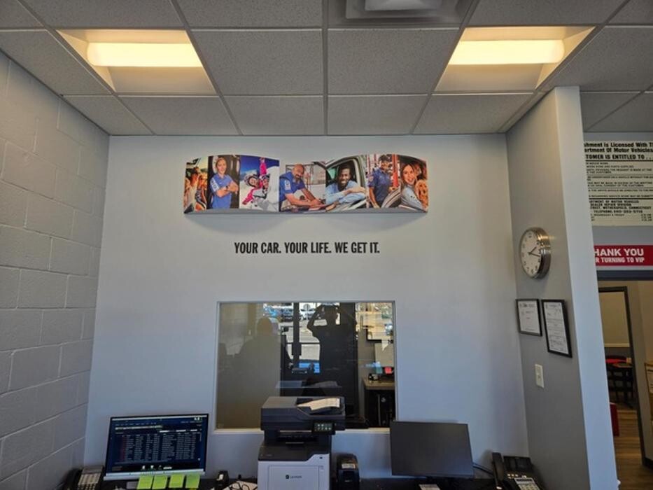 Images Wallingford Tire & Auto