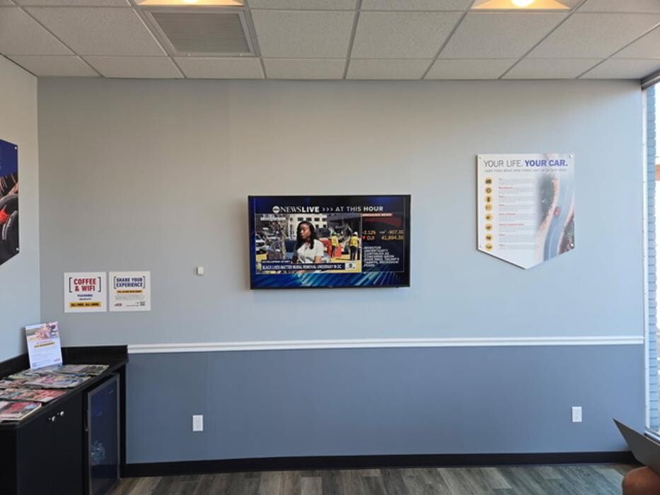 Images Wallingford Tire & Auto