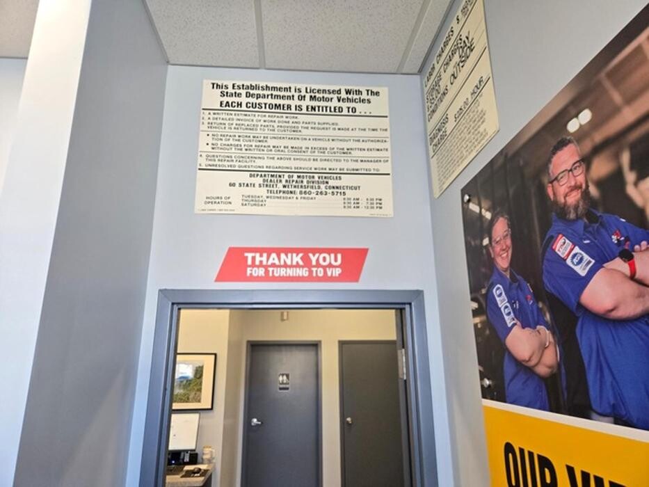 Images Wallingford Tire & Auto
