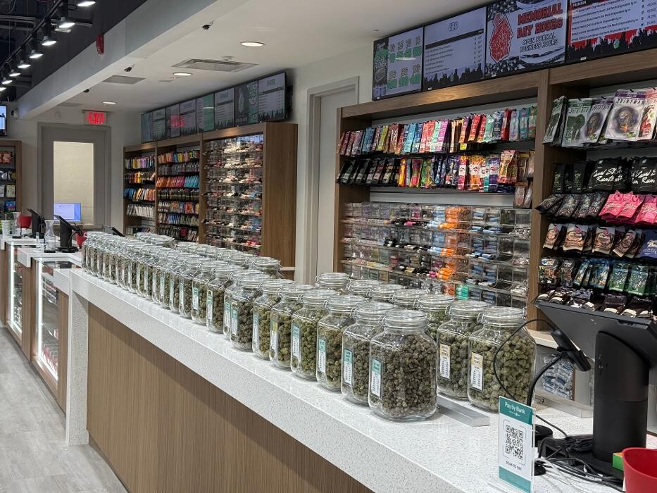 Images House of Dank Recreational Cannabis - Garden City