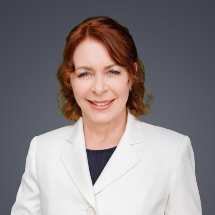 Images Kelly Robertson Page, DMD MS