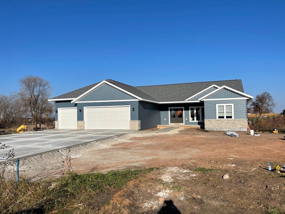 Images L12 Construction