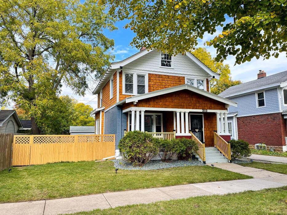 Images L12 Construction