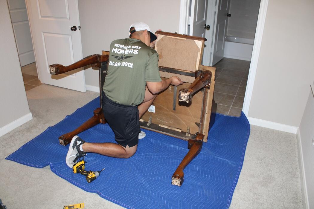 Images Veteran's Best Movers
