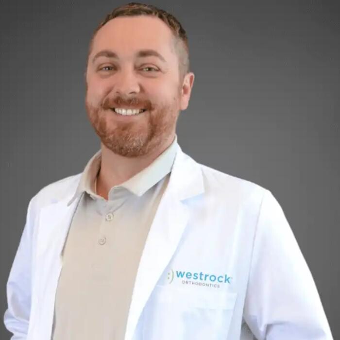 Images Kenneth M. Edwards, DMD MS