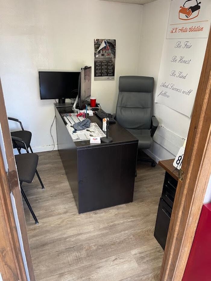 Images LX Auto Solution