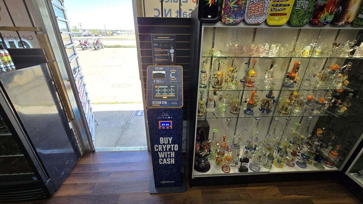 Images CoinFlip Bitcoin ATM - LIT Super Smoke Shop (Longmont)