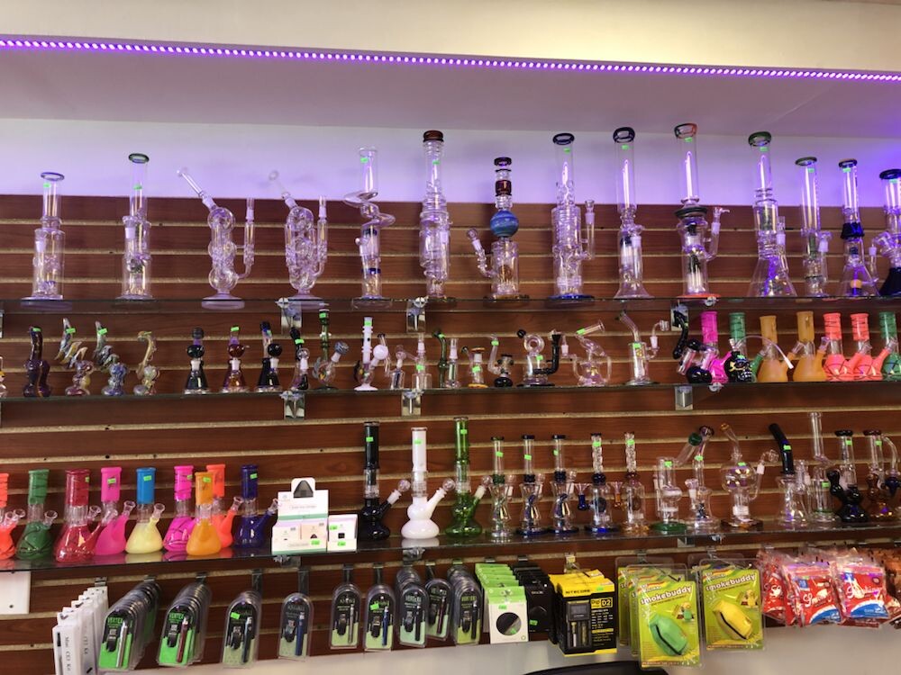 Images Rock's Smoke Shop