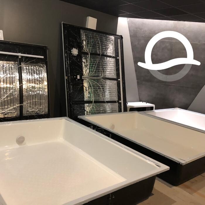 Images Be Still Float Studio