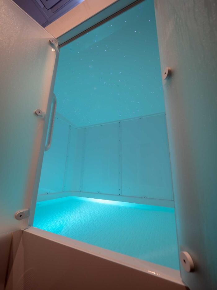 Images Be Still Float Studio