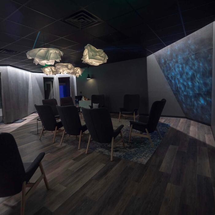 Images Be Still Float Studio