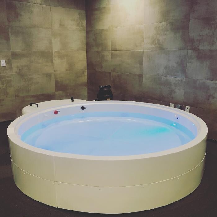 Images Be Still Float Studio