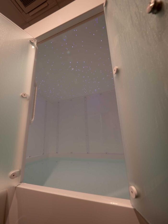 Images Be Still Float Studio