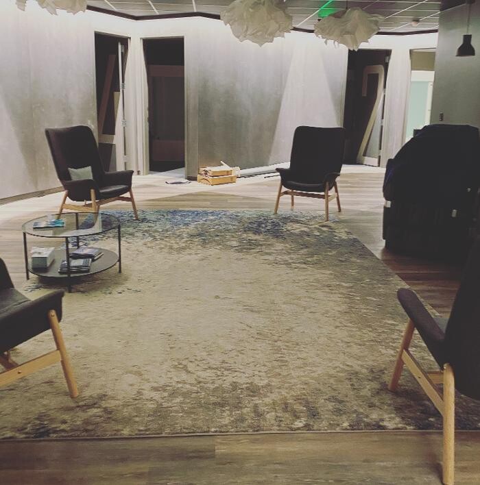 Images Be Still Float Studio