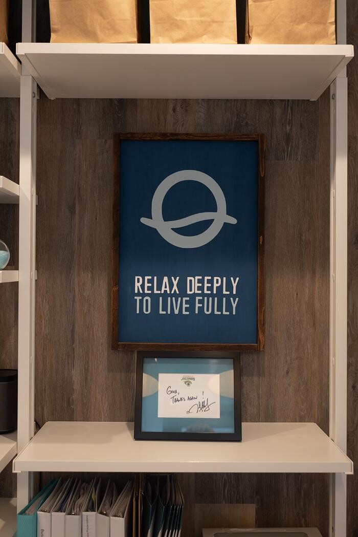 Images Be Still Float Studio