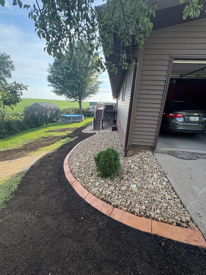 Images Wapsie Pines Lawncare & Landscaping, Inc.