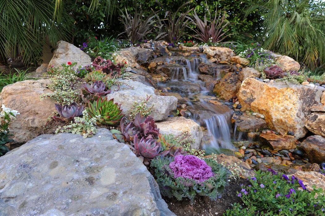 Images Alma Gardening Company Inc.
