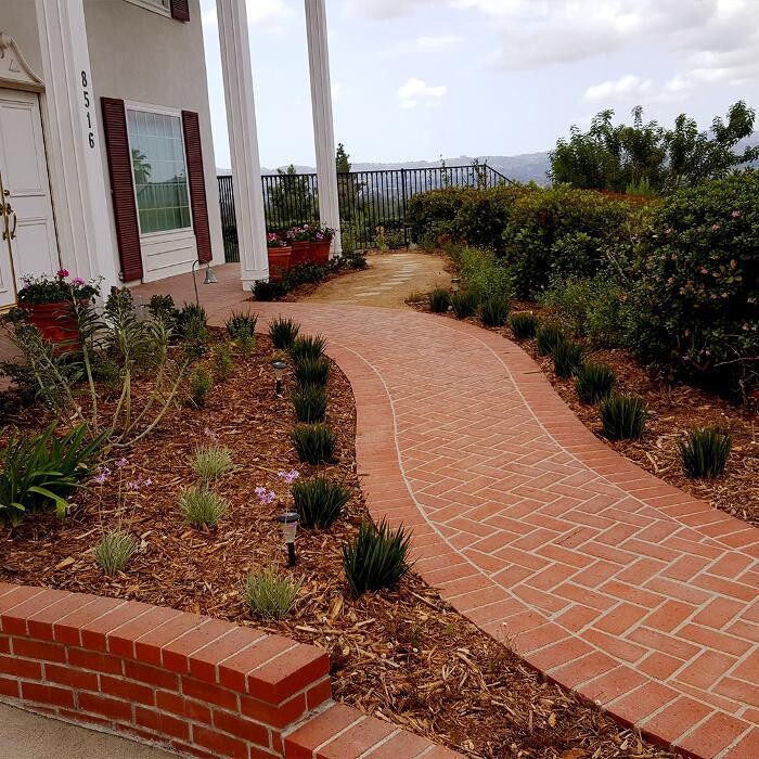 Images Alma Gardening Company Inc.