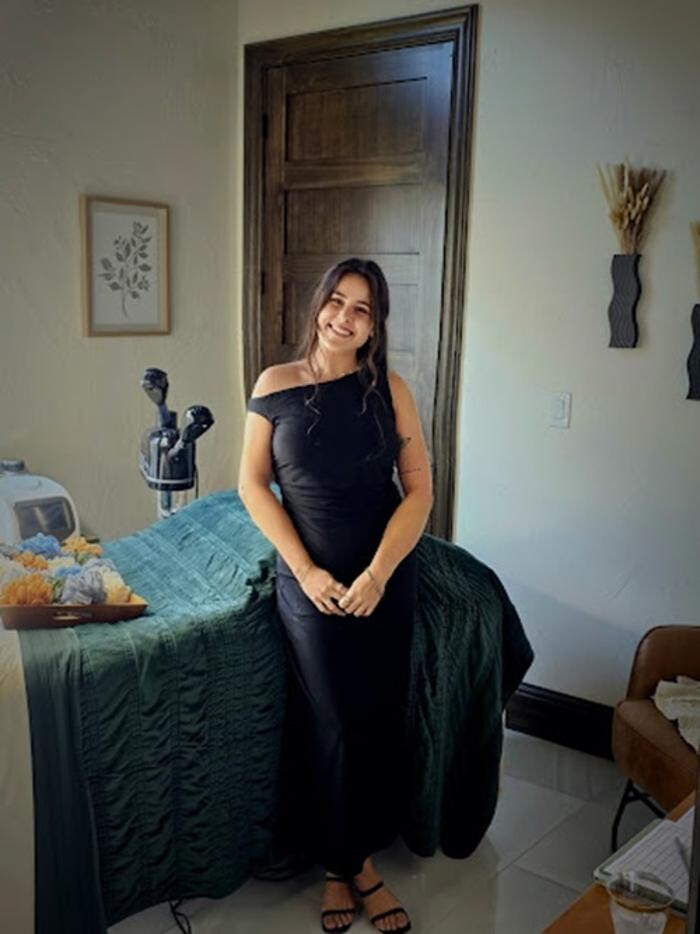 Images Essence Beauty Lounge