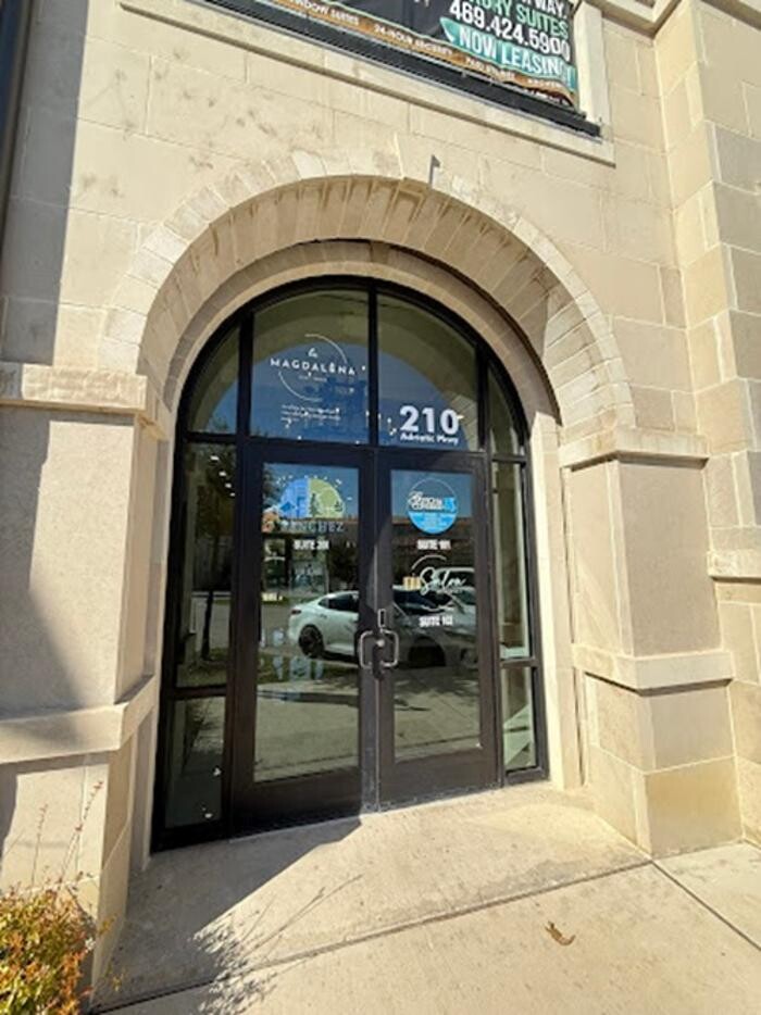 Images Essence Beauty Lounge