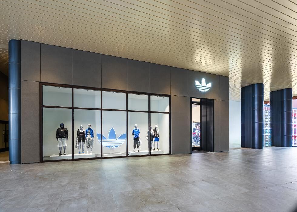 Images adidas Brand Center Las Vegas