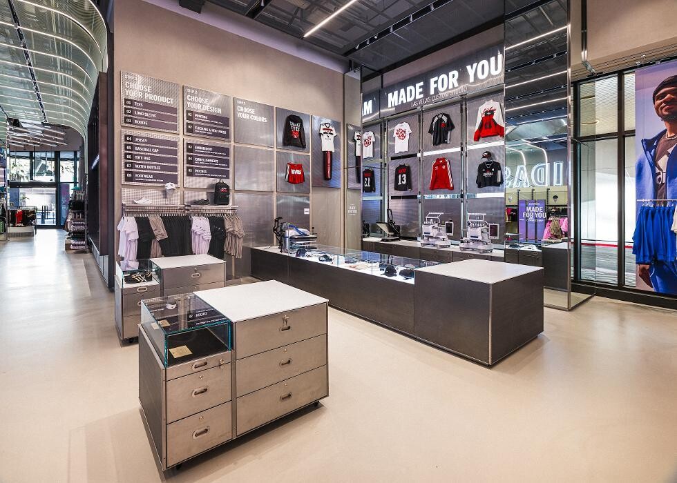Images adidas Brand Center Las Vegas