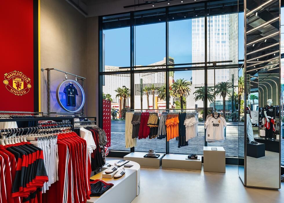 Images adidas Brand Center Las Vegas