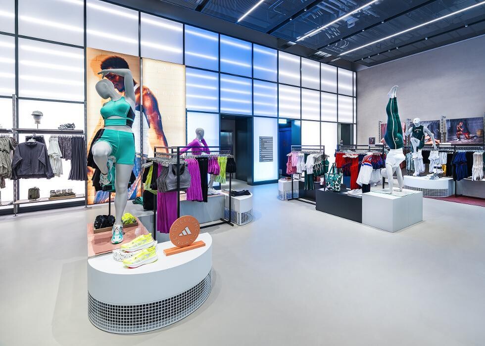 Images adidas Brand Center Las Vegas