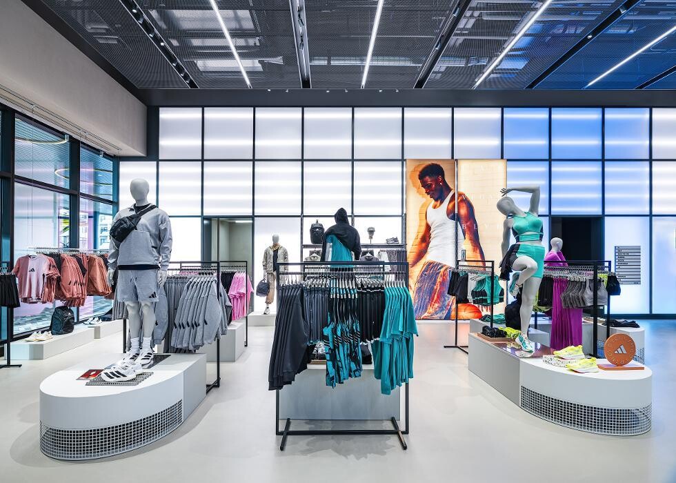 Images adidas Brand Center Las Vegas