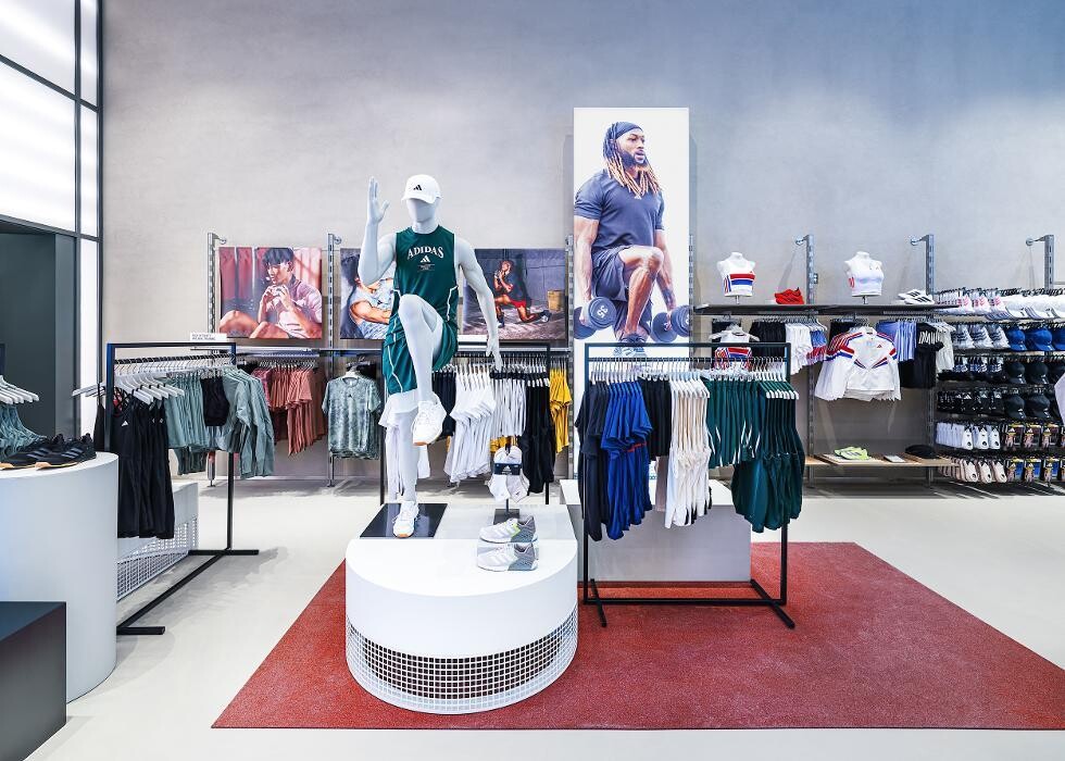 Images adidas Brand Center Las Vegas
