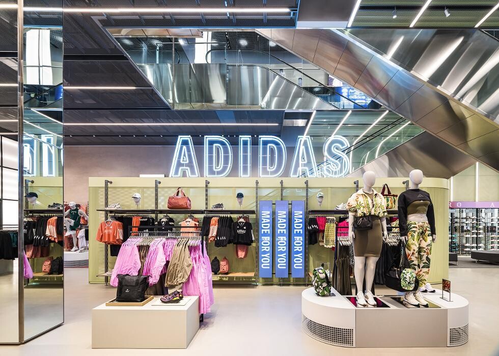 Images adidas Brand Center Las Vegas