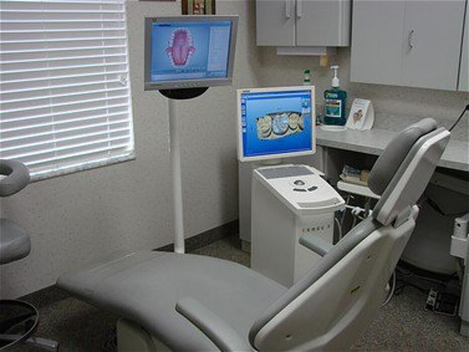 Images Sage Dental of New Tampa (Office of Dr. Thomas Frankfurth)