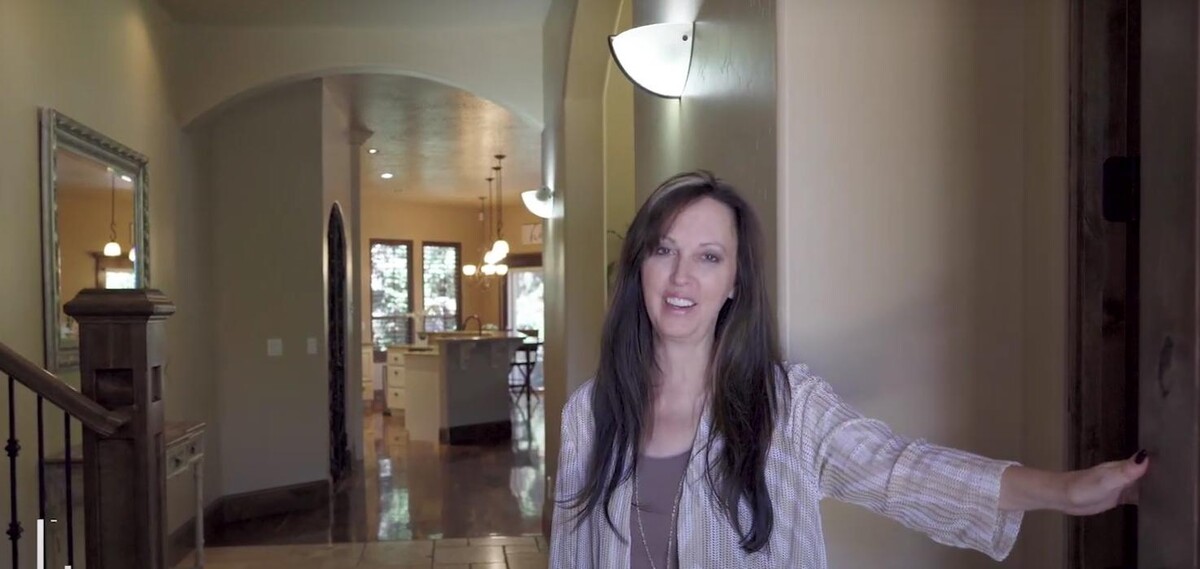 Images Abmont Realty Group