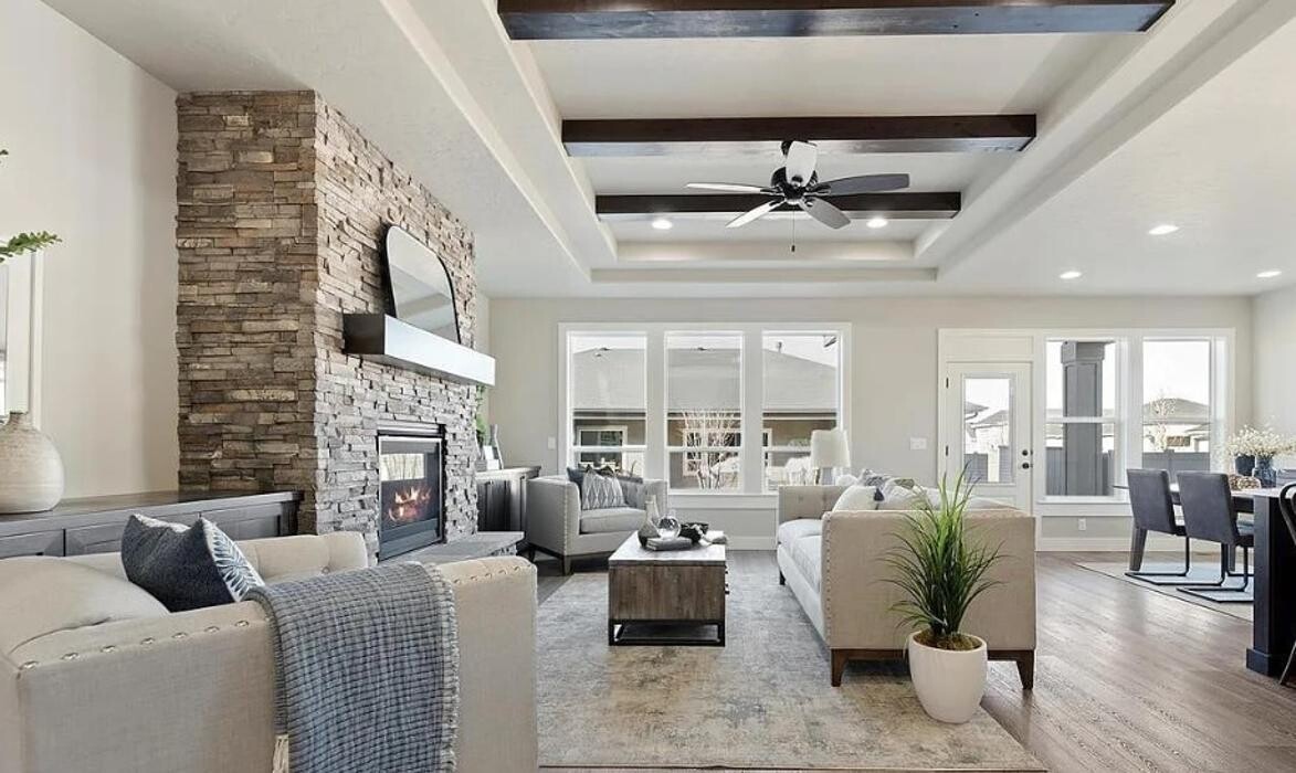 Images Abmont Realty Group
