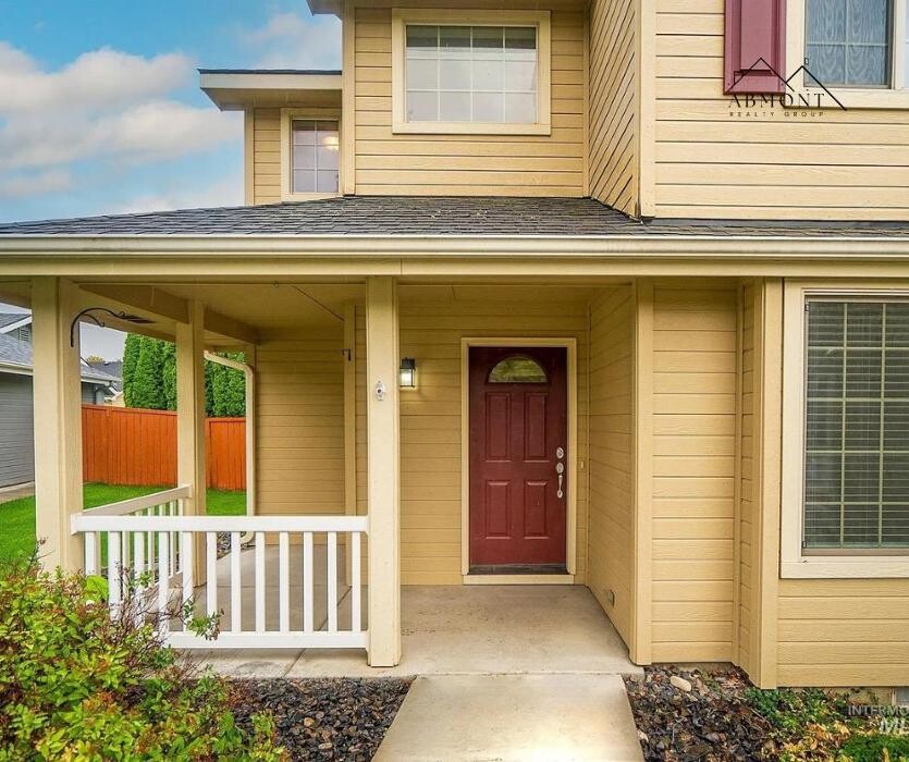 Images Abmont Realty Group
