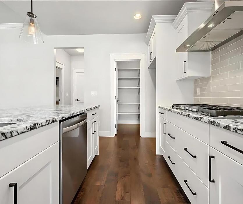 Images Abmont Realty Group