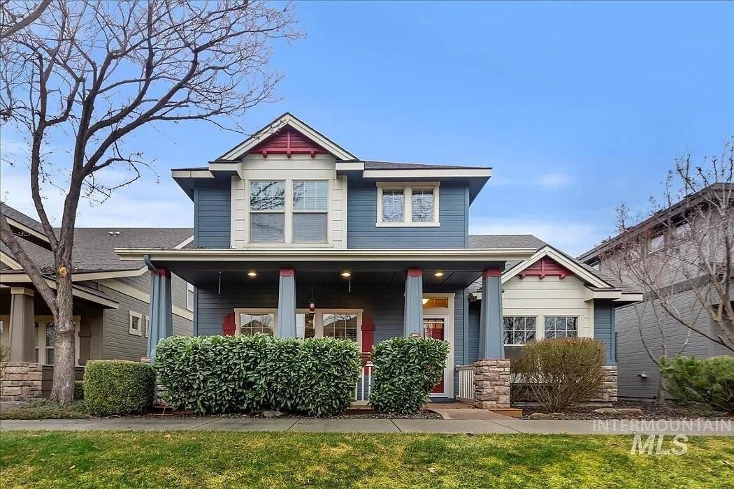 Images Abmont Realty Group
