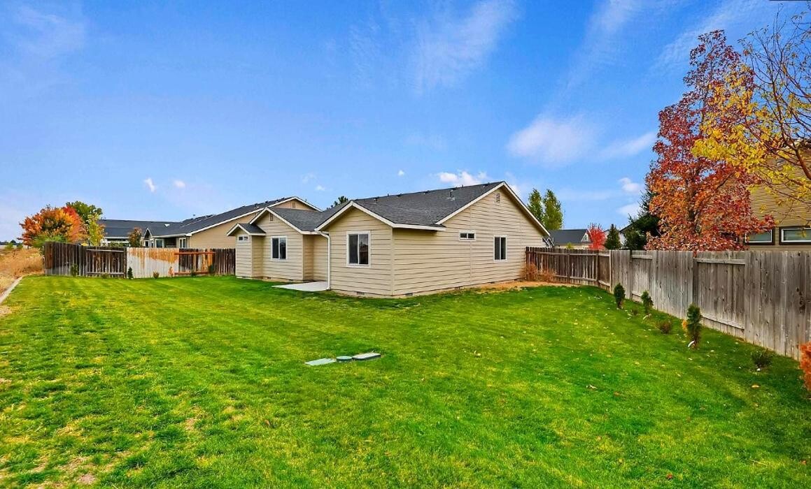 Images Abmont Realty Group