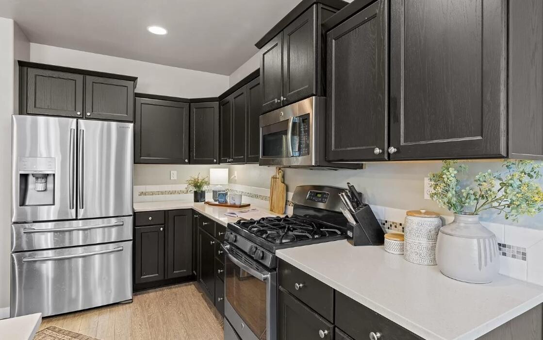 Images Abmont Realty Group