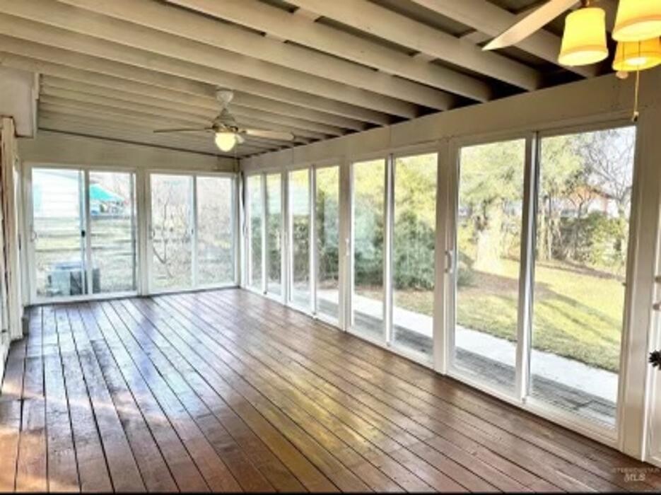 Images Abmont Realty Group