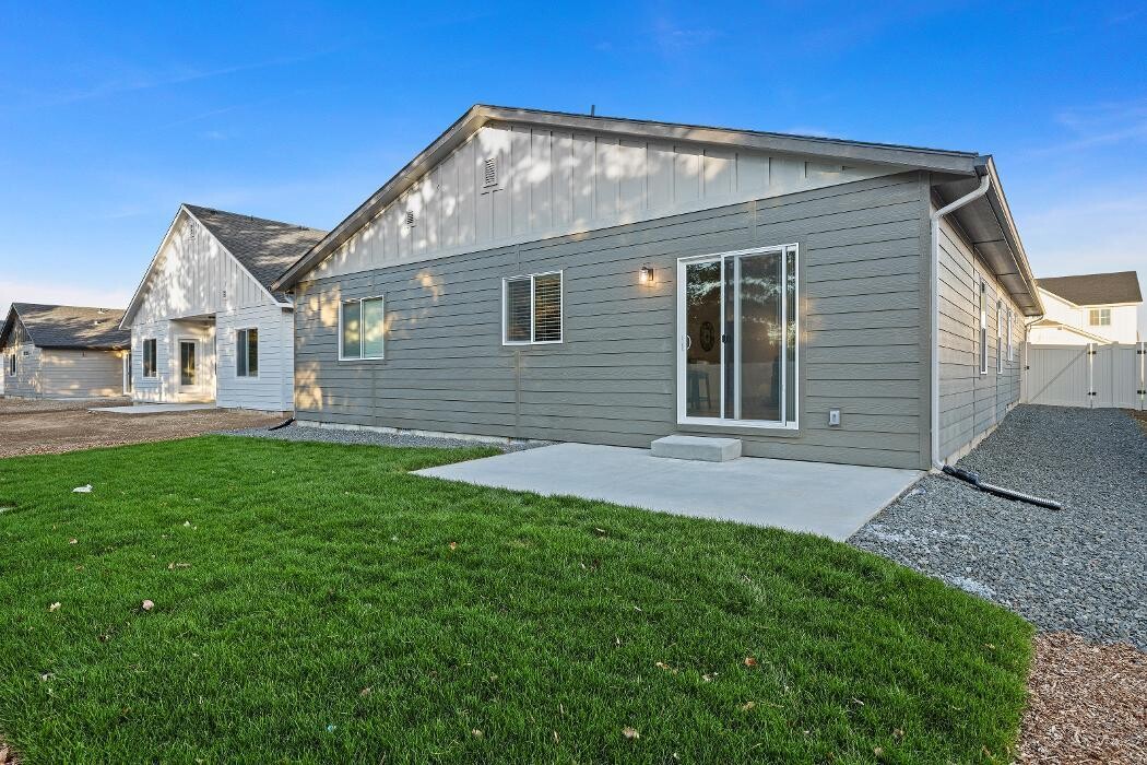 Images Abmont Realty Group