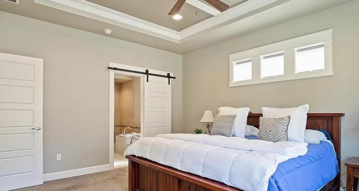 Images Abmont Realty Group