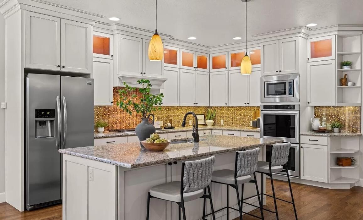 Images Abmont Realty Group