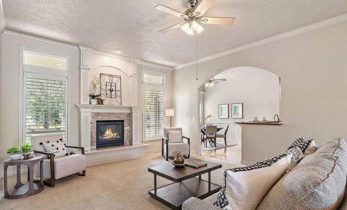 Images Abmont Realty Group