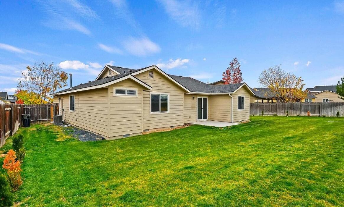Images Abmont Realty Group