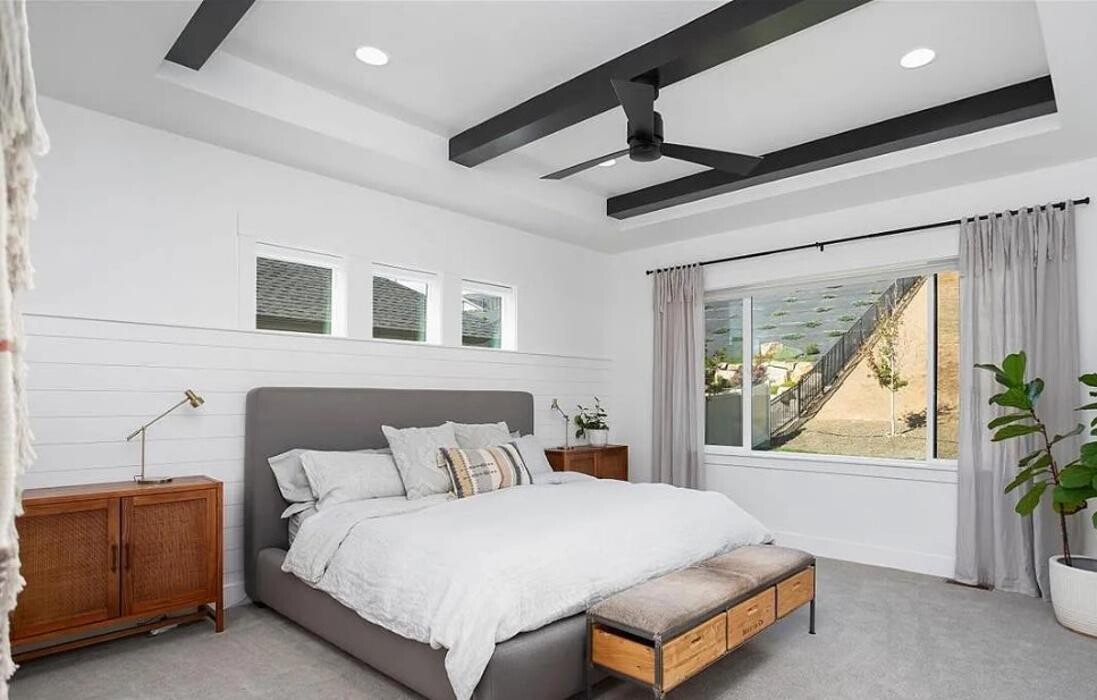 Images Abmont Realty Group