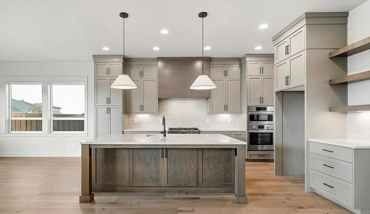 Images Abmont Realty Group
